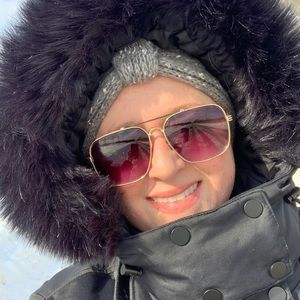 Meet your Posher, Meg